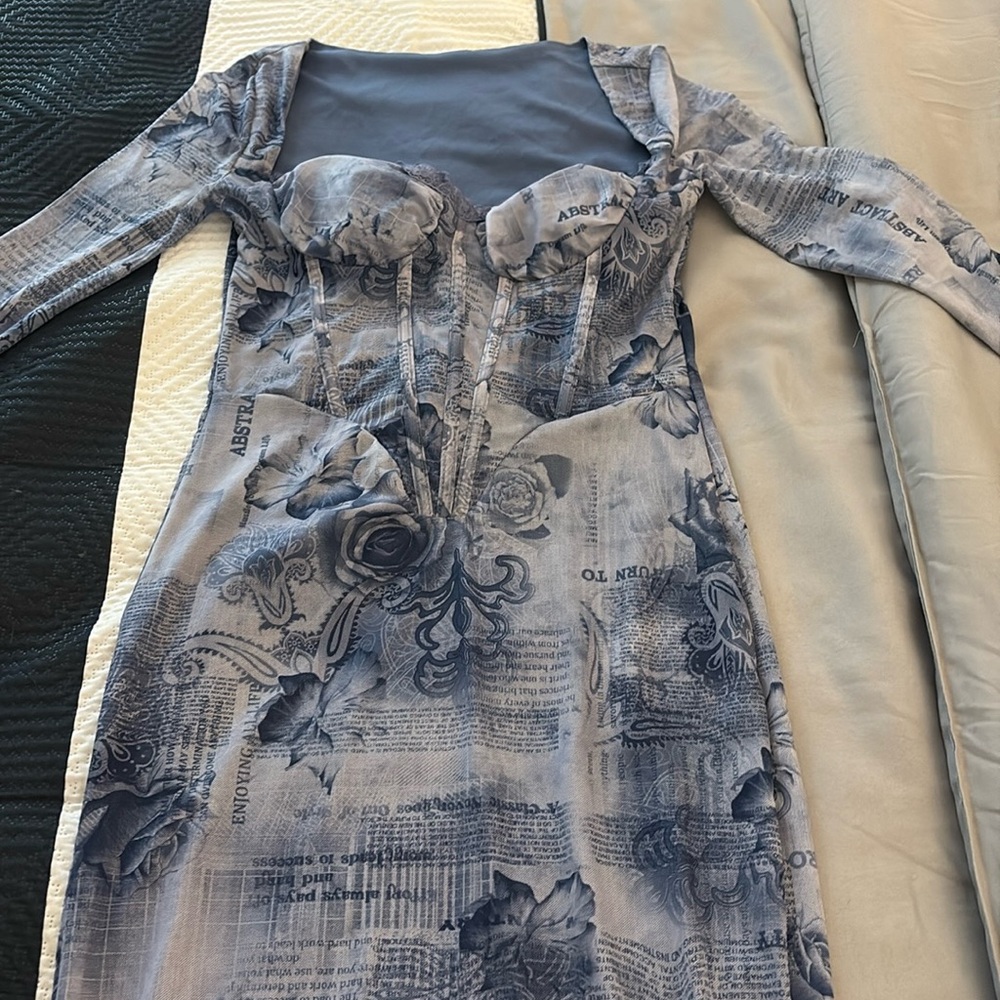 Old Navy Blue Floral Long Sleeve Dress